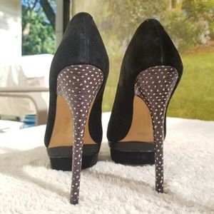 🌻 Aldo Black High Heels